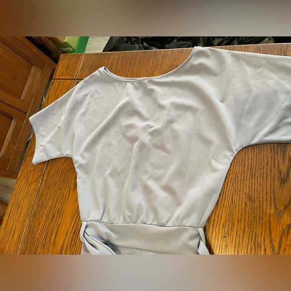 Chic Gray jumper with Belt - Picture 2 of 3